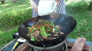 The breville wok contains a butterfly heating element located on the bottom. Rambo Outdoor Wok Burner Have A Wok A Q Mp4 Youtube