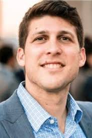 Group sues DeSantis over migrant flight records