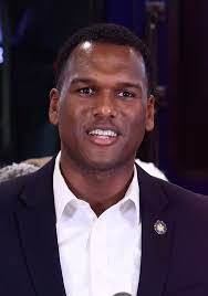 Charles Falls's Instagram, Twitter & Facebook