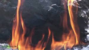Im türkischen izmir hat ein angreifer das feuer auf ein büro der kurdenpartei hdp eröffnet. Mystisches Natur Feuer Im Nationalpark Olympos Turkei Turkey Youtube