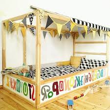 Ikea Kinderbett Fur Sube Traume 40 Moderne Ideen In 2020 Kinderbett Ikea Ikea Kinderzimmer Kinder Bett