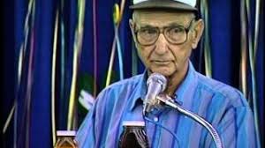 Steve Dilley talks about honey bees at the 1994 Tennessee State Fair