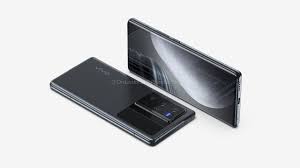 Vivo X70 Pro+ ...