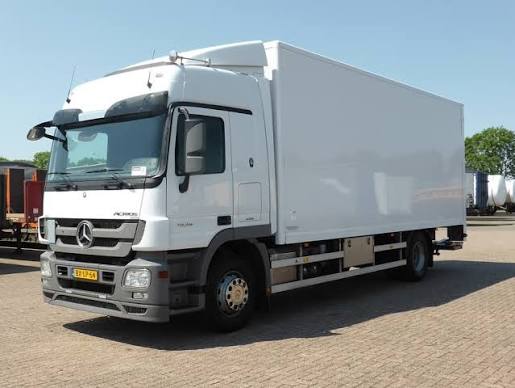 Mercedes Benz 1836L-2003 Cab & Chassis Truck
