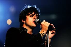 Billie Joe Armstrong Looks A Bit Like Syd Here Billie Joe Armstrong Green Day Billie Joe Billie