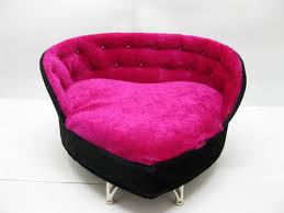 Offers maximum storage for your jewelry. 1pc Pink Velvet Heart Shaped Sofa Jewelry Box Dis Ot Ch11 P 12 00 Sunrise Imports Where Everyone Pays Wholesale Price