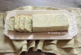 20 min (10 pour la précuisson + 10 min cuisson des galettes). Cooking Julia Terrine De Chou Romanesco Au Roquefort