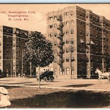1907 St Louis Street White Horse Buggy ...