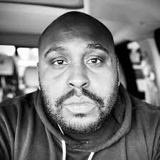 The guys had a surprise for newest Naismith Basketball Hall of Fame member  Billy Donovan ❤️