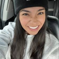 Arlene Arias's Instagram, Twitter & Facebook