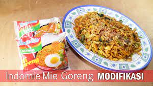 Resep indomie mie tek tek mudah & enak. Resep Indomie Mie Goreng Modifikasi Enaknya Pooolll Dapur Sekilas Info Youtube