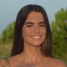 Bianca Kenny's Instagram, Twitter & Facebook