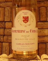 Après la destruction d'une grosse partie du vignoble par le phylloxéra à la fin du xixème siècle, le vignoble. Muscat De Beaumes De Venise Dom De Coyeux Rhone France 375ml Wine And The Vine