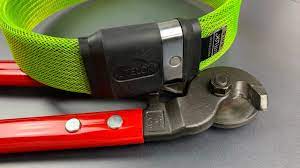 Litelok gold wearable is our longer range of unisex bicycle locks that can be safely worn around your hips while you cycle. 787 Litelok Gold Cut In 16 Seconds Youtube