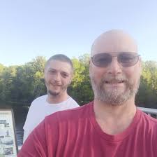 How to prevent crown rot in pineapple plants?