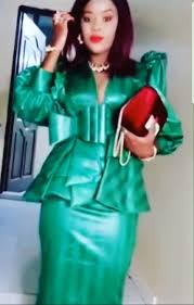 Voir plus d'idées sur le thème tenue africaine, mode africaine, robe africaine. Fatima African Fashion Dresses Latest African Fashion Dresses African Lace Dresses