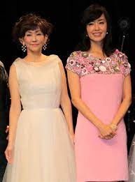 松本伊代 左 と早見優 スポニチ sponichi annex 芸能 早見優 フォーマルドレス ペプラムドレス