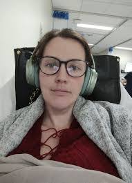 Beth Goode's Instagram, Twitter & Facebook