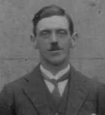 Wilfred Owen's Family From curriers to Shoemakers, Taxidermists to  Innkeepers, Tailors to Postmasters, Railway Clerks to Curates, Surgeons to  Labourers, Cordwainers, Sailors, Ironmongers, Artists, Bookbinders and  Bookshop owners all represented in the