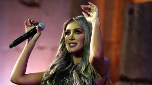 أحيا النجم عمرو دياب حفل غنائي مميز في jeddah super dome أكبر قبة في العالم والتي تم افتتاحها أخيراً، ليكون حفل دياب هو الأول فيها من تنظيم الشركة السعودية العا 8o Uvtfw2ou2ym