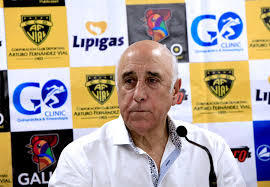 El ambiente del fútbol chileno se conmovió luego de conocerse el diagnóstico de nelson acosta, ex dt. Ex Colaborador Y Alzheimer De Nelson Acosta Gritaba Nombres De Jugadores Que No Estaban En El Plantel