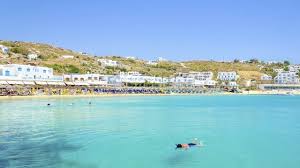 Ανηκει στον δήμο μυκονου (δημοτική κοινότητα μυκονίων, δημοτική κοινότητα ). Nai Apo To Ste Se Marina Mega Yachts Ston Platy Gialo Ths Mykonoy