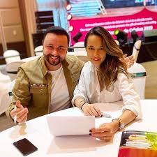 Andreea raicu a fost invitata recentă a emisiunii „la măruță, unde a fost invitată în special pentru a fi ei știu că nu vorbesc despre lucrurile astea. BÄƒrbatul Din ViaÈ›a Andreei Raicu Fanii Vedetei Au ReacÈ›ionat Imediat Evenimentul Zilei