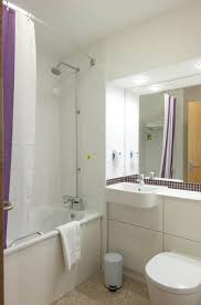 Prix des chambres (base double) entre € et €. Premier Inn North Terminal Hotel Located Close To The North Terminal Gatwick