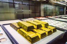If the situation continues to improve during the first quarter of 2021, investors. Lax Baggage Handlers Accused Of Stealing Four Gold Bars Worth 224 000 After Shipment Goes Missing