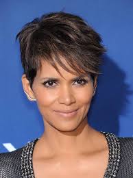 Coupe de cheveux carre brune. Top22 Coupe Cheveux Courts Femme Brune Fond D Ecran Howtomakemillions