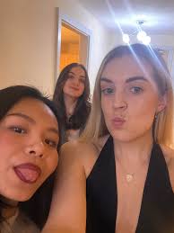 Bella Simmons (@bellasimmons_) • Instagram photos and videos