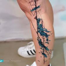 Gene coffey is a watercolor tattoo artist that uses more of the technique deanna spoke of, but gene is concerned over the amount of bad watercolor tattoos being done by inexperienced artists. K O R A Y Karagozler