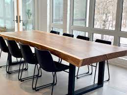Dining room sets are a fast way to make a dining room look perfectly pulled together. Blue Moon Furniture