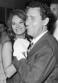 Lea Massari, the discreet diva of Italian cinema, has passed away.