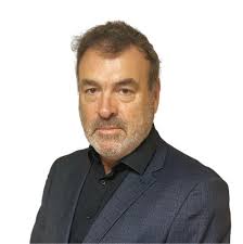 Socialism versus Innovation Management