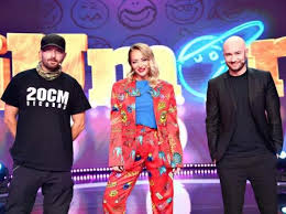 Antena 1 online tv este un canal care transmite live emisiuni de divertisment, jurnale de stiri, sport, filme si observator este emisiunea de stiri transmisa live a postului antena 1 live, una dintre cele mai vizionate canale programul tv la antena 1 online. Program Tv Antena 1 Pagina 1 Din 100