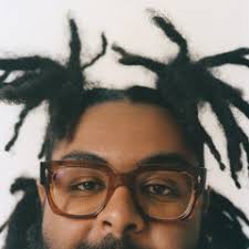 Listen to playlists featuring Light Work by Elmiene online for free