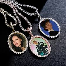 Fashion photo frame memory locket pendant necklace flower silver women gifts. Wholesale Custom Memory Photo Necklace Pendant Oval Frame Solid Back Pendant Hip Hop Necklace For Men Women From Chrisl 15 08 Dhgate Com