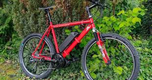 So Baust Du Dir Dein Eigenes E Bike Mit Mittelmoto In 2020 Ebike Biking Diy Bike
