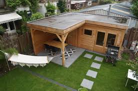 L Formiges Douglas Holzdach Mit Abstell Gartenhaus Terrassenuberdachung Abstell Douglas Formige Gartenhaus Mit Terrasse Gartenhaus Gartenhaus Bar