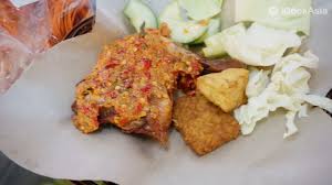 19.05.2021 · home › cara buat sambal pecel › cara membuat sambal ijo padang pedas. Ayam Gepuk Pak Gembus Sambal Ayam Penyet Icookasia Asian Recipe Food Channel