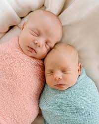 Don't you ever grow up, just stay this little 🤍 📷: Sonja Burton  Photography