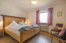 See 7 traveler reviews, 6 candid photos, and great deals for hotel garni carola, ranked #35 of 48 hotels in oberstdorf and rated. Gastehaus Carola In Oberstdorf In Das Ortliche