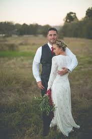 She also made the vows, escort cards, wedding invites. Indie Autumn Backyard Wedding Nearly Newlywed Blog Wedding Blog