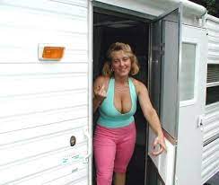 Mature trailer trash 06 uploaded by baronbill2001. White Trash Innovations