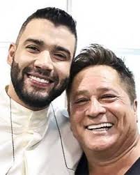 Cantor Rick E Renner Musica Filha Leonardo Surta E Xinga Equipe Apos Ser Sabotado Durante Live Sertaneja Em 2020 Roberto Carlos Cantor Musicas Sertanejas So Sertanejo