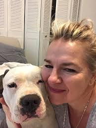 Share a photo of your pet in the comments