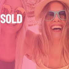 Kristy Staples's Instagram, Twitter & Facebook