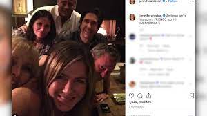 Jennifer aniston and david schwimmer revealed they had real feelings for each other while filming friends in the '90s, and the memes and tweets about their alleged relationship prove that fans. Jennifer Aniston Joins Instagram With Help From Some Friends Wfla