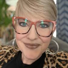 Angela Grimm (@angelagrimm)